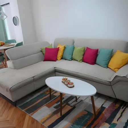 Apartment Tg *