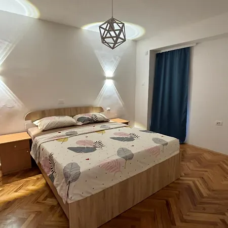 Apartament Tg